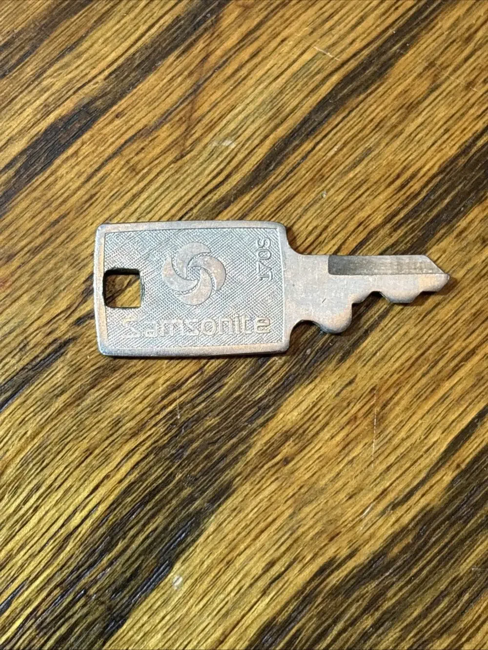 Samsonite 170s Luggage Key